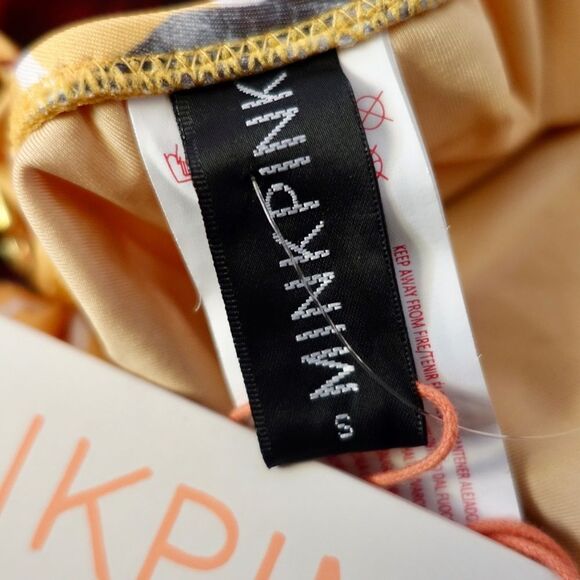 UO x MINKPINK Spread Like Wild One-Piece Swimsuit - Picture 7 of 7